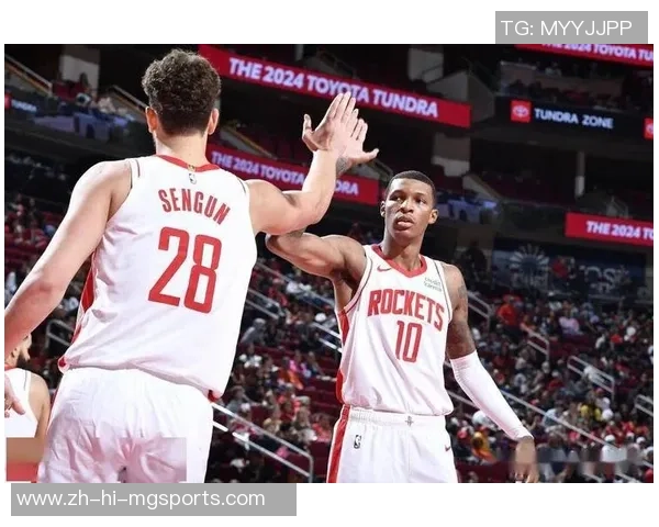 火箭队在2月5日对阵黄蜂的第四节精彩表现回顾与分析 火箭队在2月5日对阵黄蜂的第四节精彩表现回顾与分析